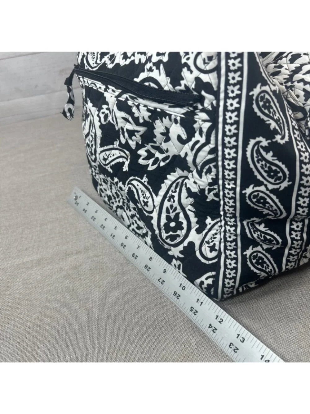 Black And White Paisley Quilted Large Duffel Weekender Bag Multi zip 21” X 11”